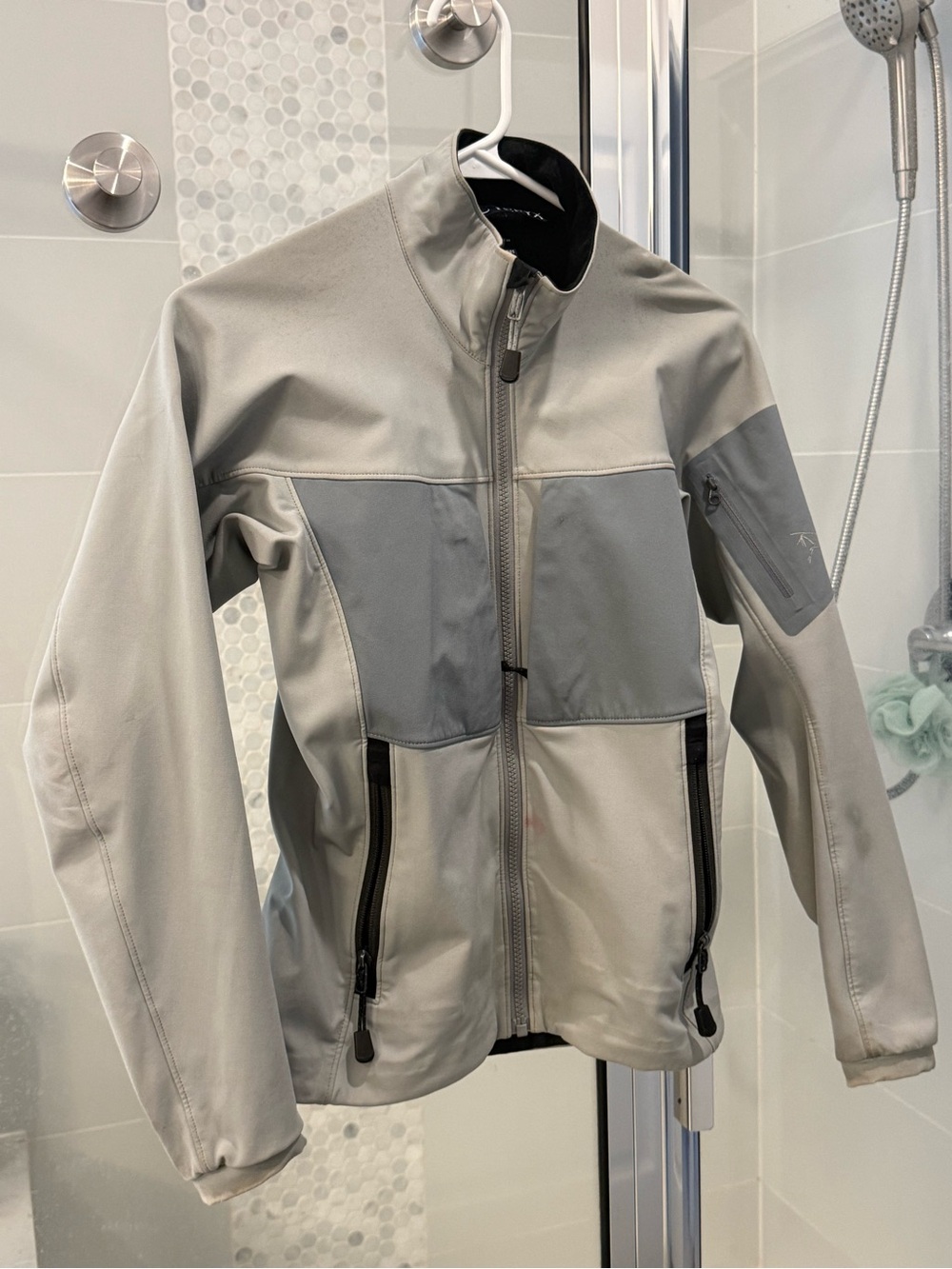 Arc'teryx Men's Light Gray and Medium Gray Windbreaker Jacket